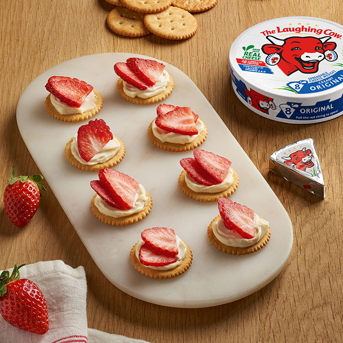 Strawberry Topped Crackers Snack Recipe The Laughing Cow